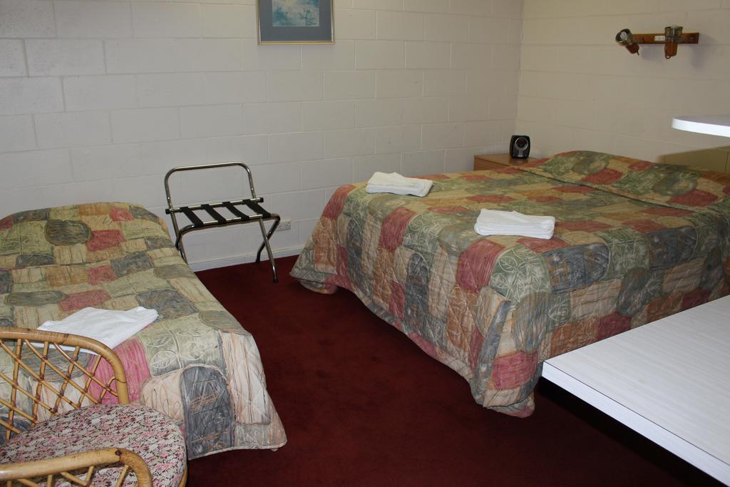 Island Motel Kingscote Bagian luar foto