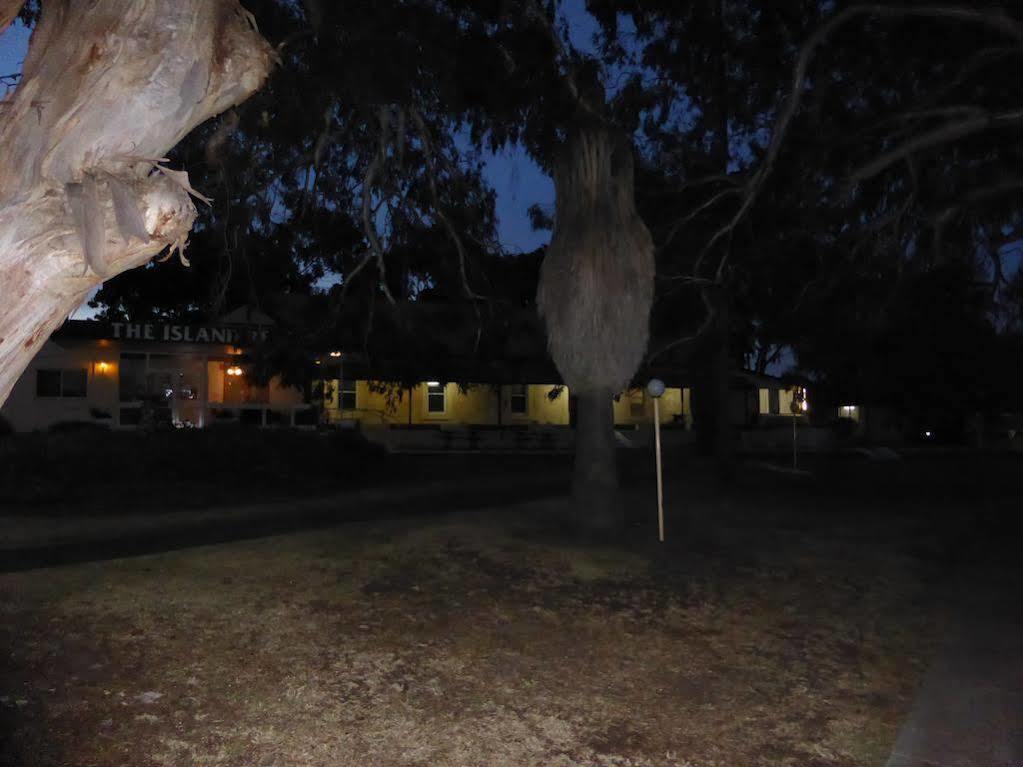 Island Motel Kingscote Bagian luar foto