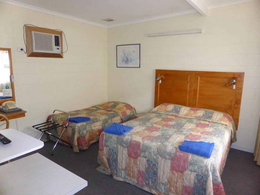 Island Motel Kingscote Bagian luar foto